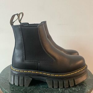 Dr. Martens Audrick Chelsea